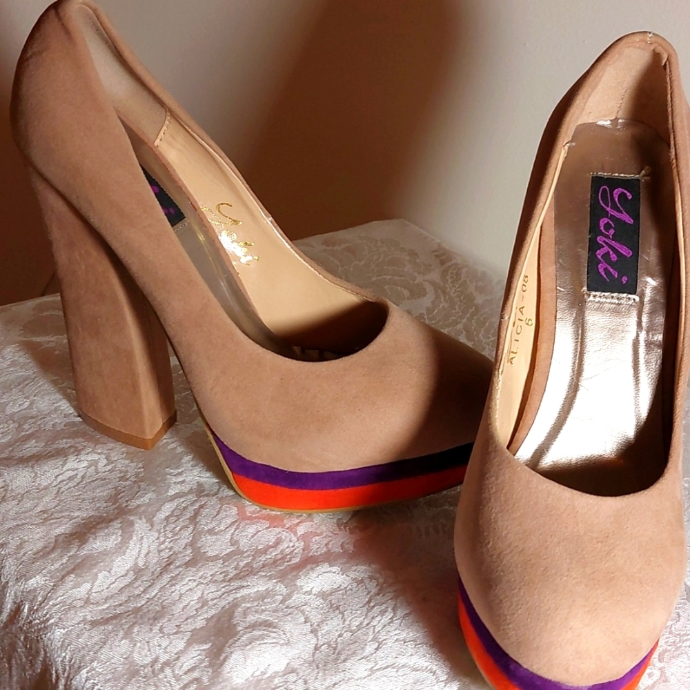 Yoki creme suede chunky platforms orange purple size 6